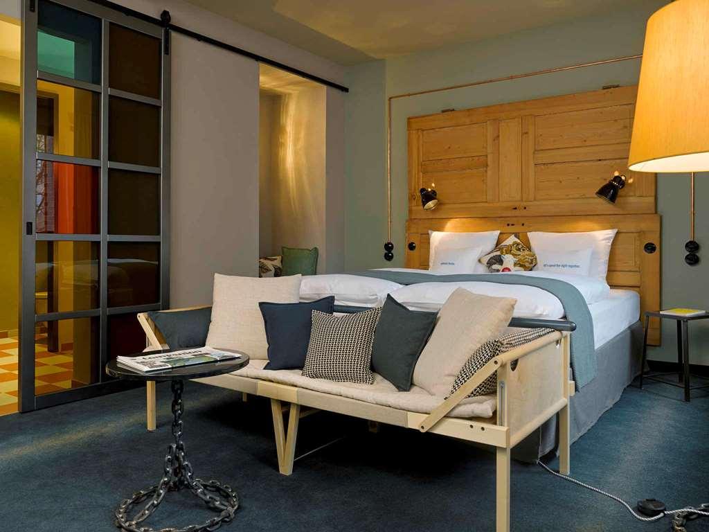 25Hours Hotel Altes Hafenamt Гамбург Номер фото